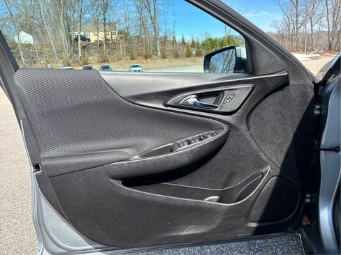 Used 2024 Chevrolet Malibu LT image 22