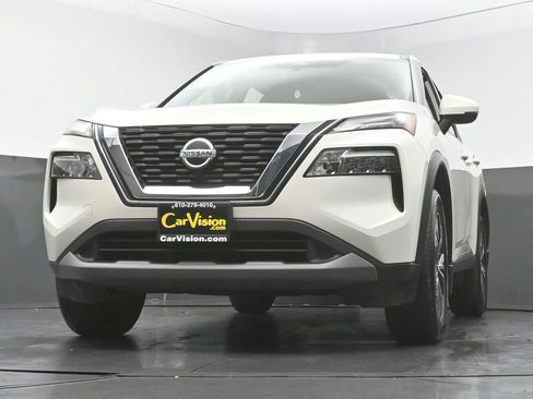 Used 2021 Nissan Rogue SV image 46