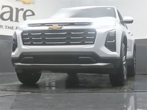 New 2026 Chevrolet Equinox LT w/ Safety and Technology Package image 34