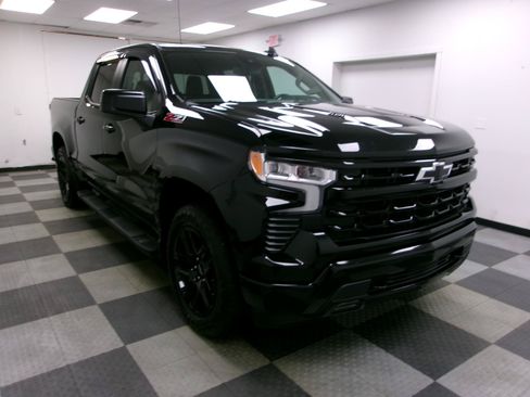 Used 2024 Chevrolet Silverado 1500 RST w/ Convenience Package II AWD/4WD image 13