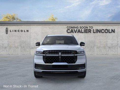 New 2026 Lincoln Navigator L Reserve AWD/4WD image 6