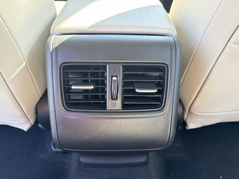 Used 2019 Honda Accord EX-L image 17