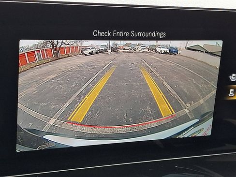 Used 2023 Mercedes-Benz GLB 250 4MATIC image 29