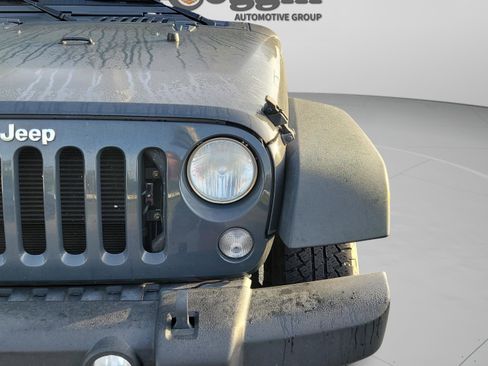 Used 2017 Jeep Wrangler Unlimited Sport w/ Max Tow Package image 10