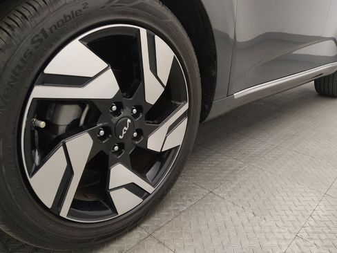 Used 2024 Kia Soul GT-Line image 31