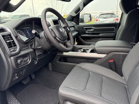 New 2026 RAM 1500 Big Horn AWD/4WD image 7