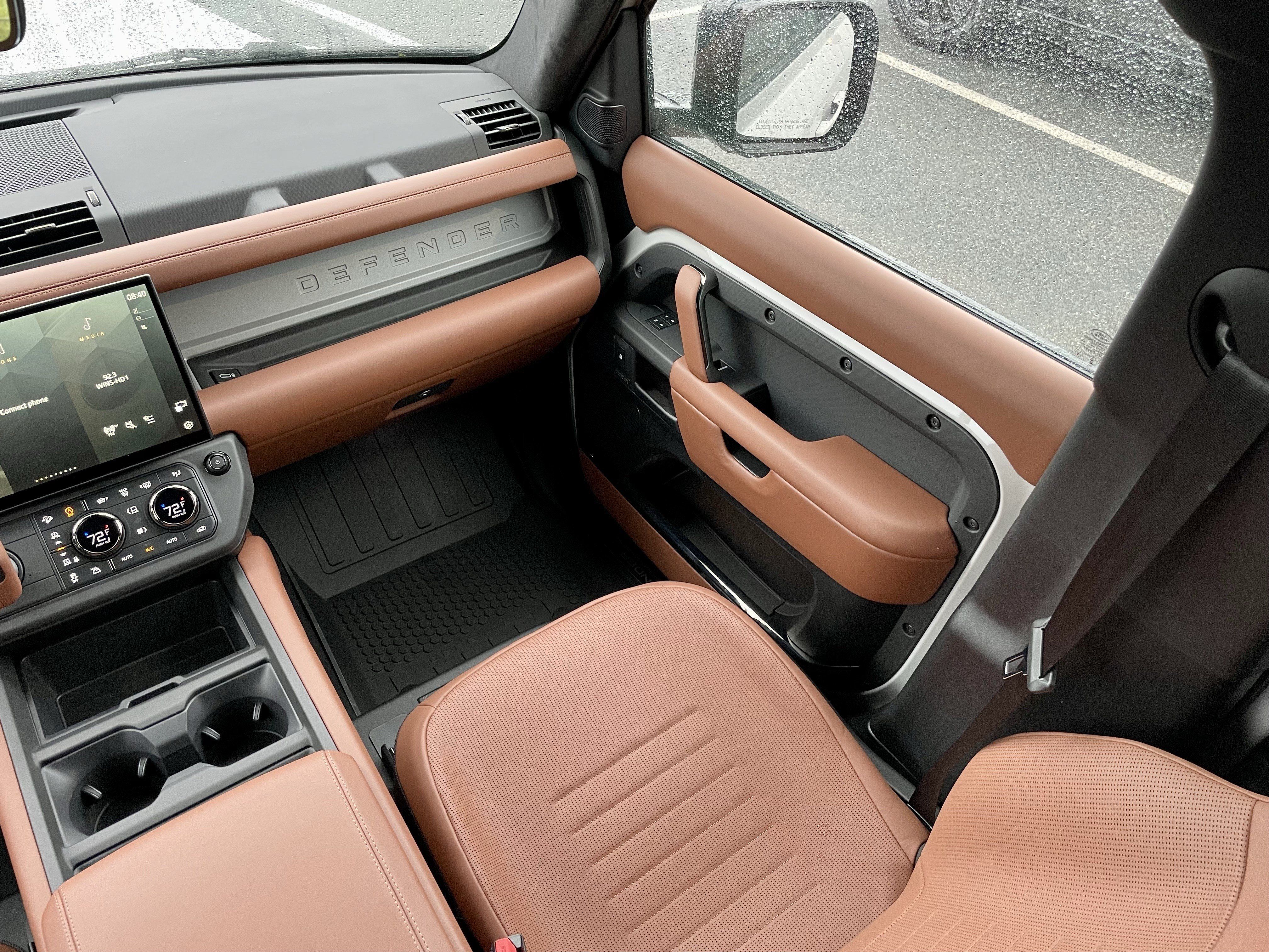 New 2026 Land Rover Defender 110 OCTA AWD/4WD image 18