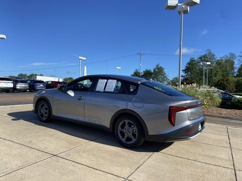 Used 2025 Kia K4 FWD image 8