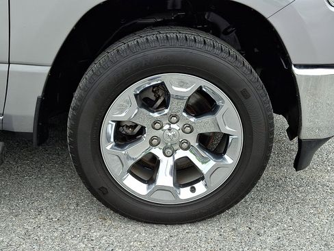 Used 2020 RAM 1500 Big Horn AWD/4WD image 7
