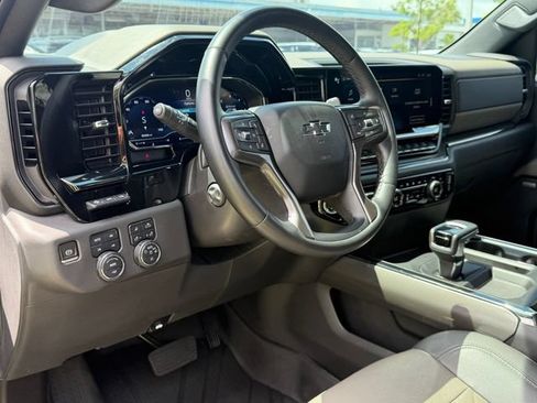 Used 2023 Chevrolet Silverado 1500 ZR2 w/ Technology Package AWD/4WD image 11