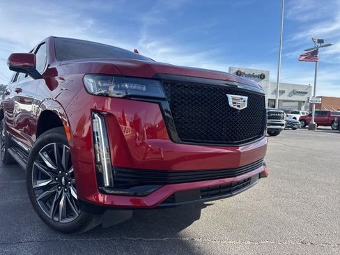 Used 2024 Cadillac Escalade Sport Platinum image 10