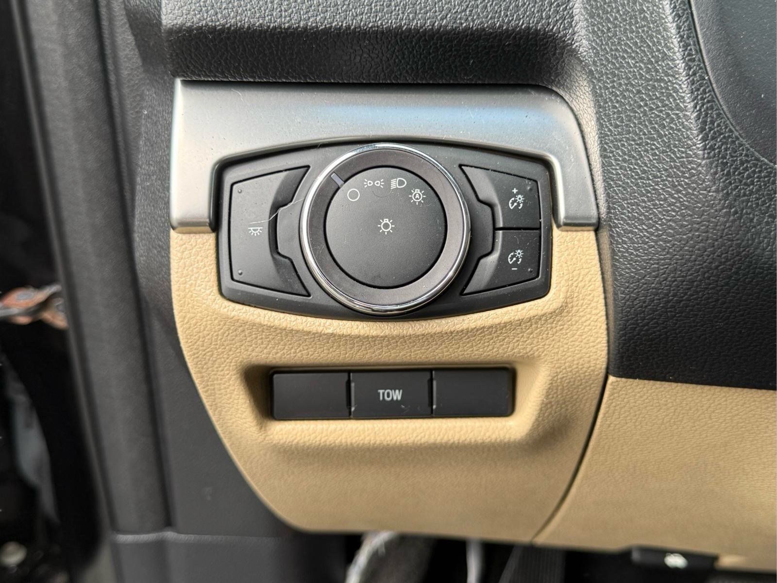 Used 2017 Ford Explorer 4WD image 26