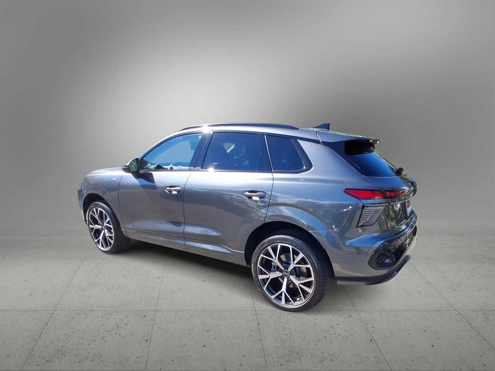 Used 2026 Audi Q3 quattro 2.0T AWD/4WD image 6