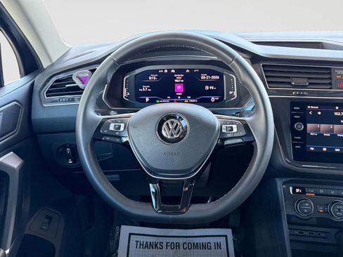 Used 2020 Volkswagen Tiguan SEL image 26