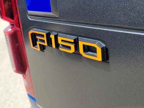 Certified 2017 Ford F150 Raptor w/ Equipment Group 802A Luxury AWD/4WD image 9