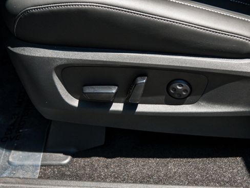 New 2027 INFINITI QX60 Luxe AWD/4WD image 12
