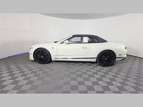 Used 2025 Bentley Continental GTC AWD/4WD image 45