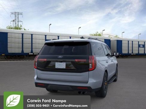 New 2026 Ford Expedition Tremor image 8