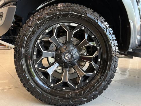 Used 2017 Ford F150 Raptor w/ Equipment Group 802A Luxury AWD/4WD image 11