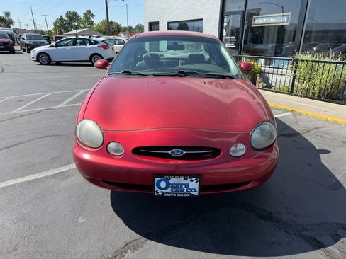 Used 1999 Ford Taurus SE FWD image 2
