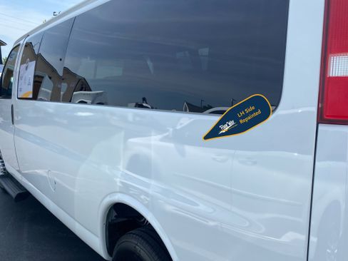 Used 2019 Chevrolet Express 3500 LT w/ LT Preferred Equipment Group RWD image 37