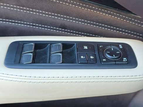 Used 2018 Lexus LS 500 AWD w/ Interior Upgrade Package image 31