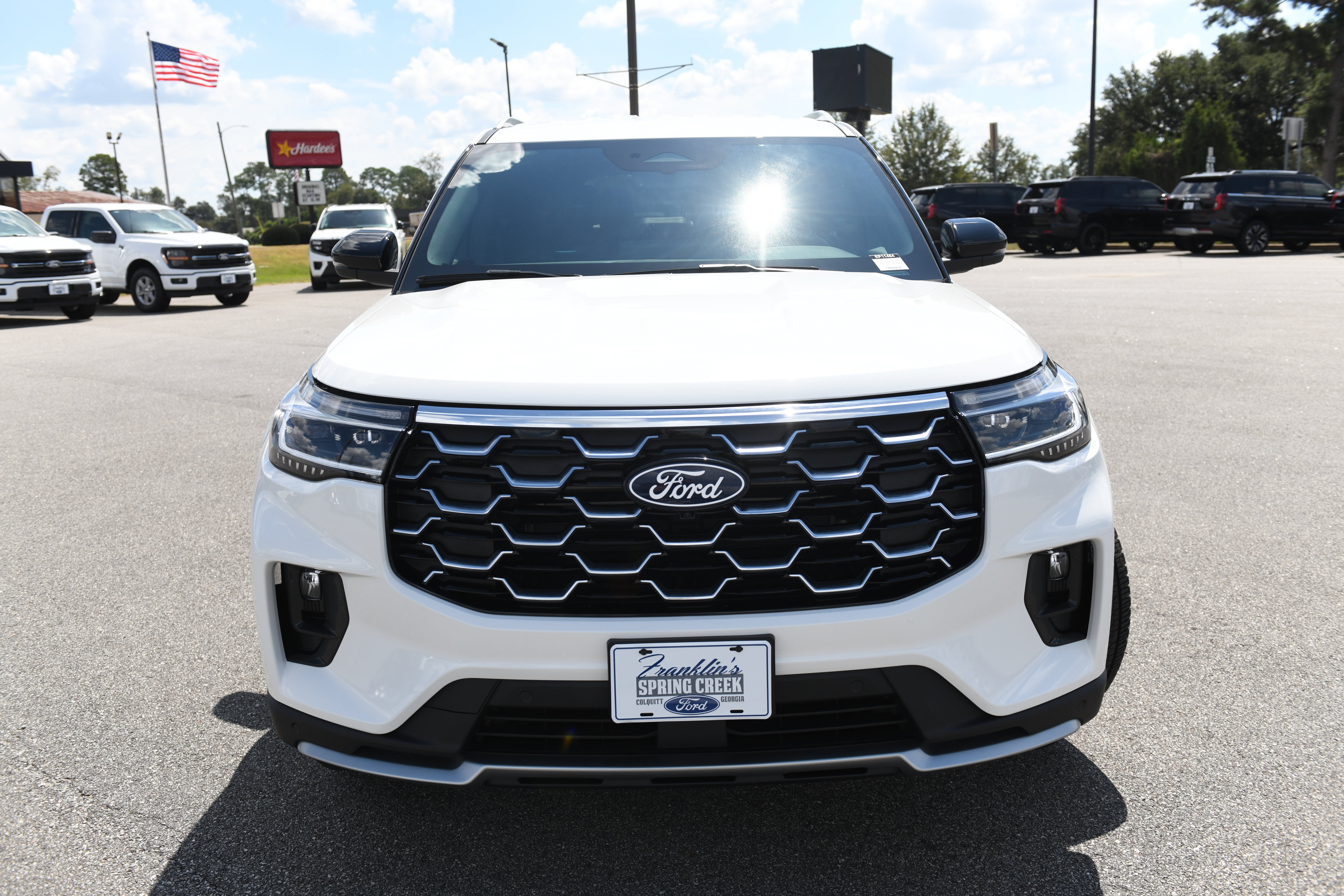 New 2027 Ford Explorer Platinum RWD image 3