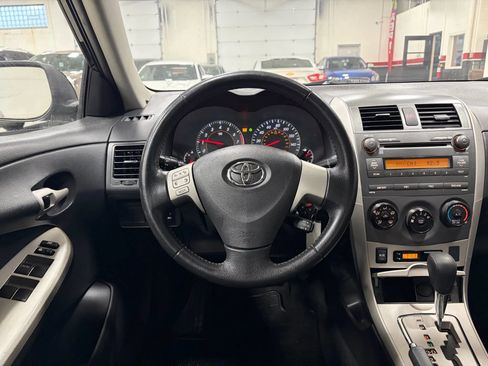 Used 2010 Toyota Corolla S FWD image 29