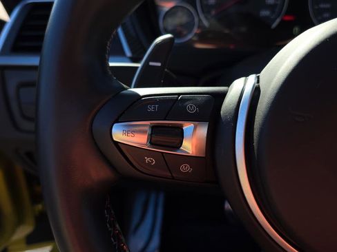 Used 2020 BMW M4 Coupe image 25