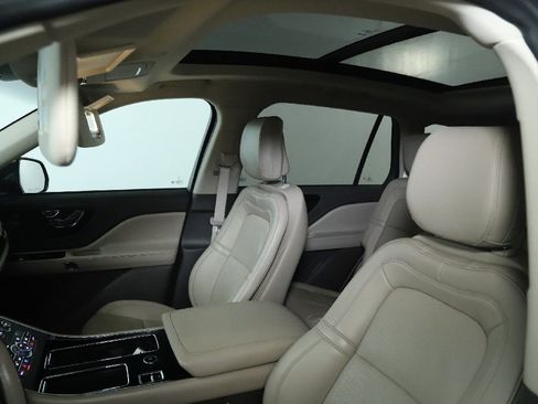 Used 2020 Lincoln Aviator Reserve w/ Equipment Group 201A image 22