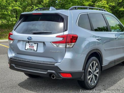 Used 2023 Subaru Forester Limited AWD/4WD image 6