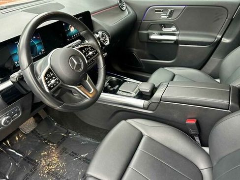 Used 2023 Mercedes-Benz GLA 250 4MATIC image 10
