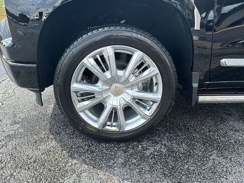 New 2026 Chevrolet Silverado 1500 High Country image 9