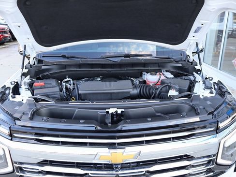 New 2025 Chevrolet Suburban Premier w/ Sun And Tow Package image 50