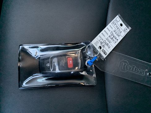 Used 2024 Toyota RAV4 XLE Premium image 37