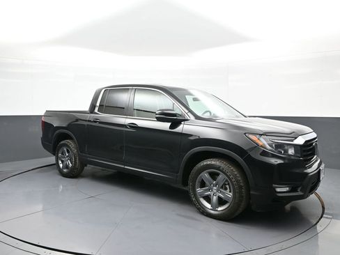 Certified 2023 Honda Ridgeline RTL image 4