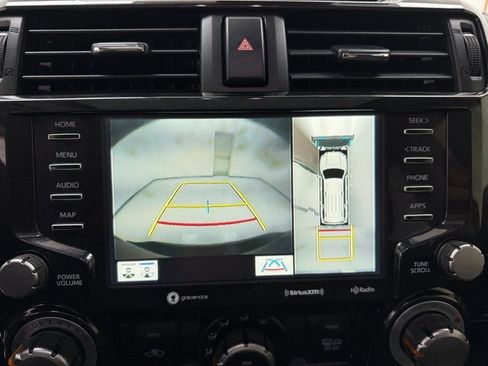 Used 2024 Toyota 4Runner TRD Off-Road Premium image 13