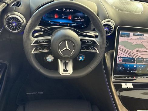 New 2025 Mercedes-Benz SL 55 AMG 4MATIC image 16