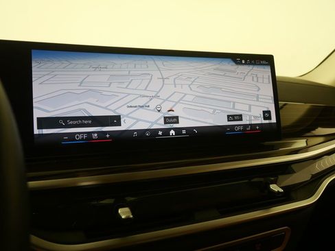 Used 2026 BMW X7 xDrive40i AWD/4WD image 25