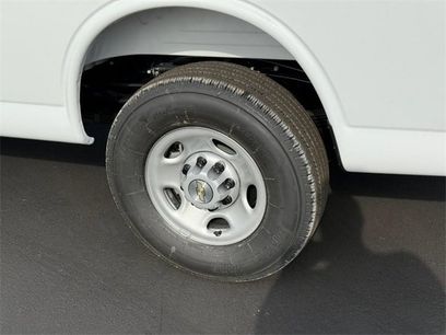 New 2025 Chevrolet Express 3500 Extended w/ Driver Convenience Package