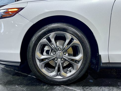 Used 2023 Honda Accord EX image 27