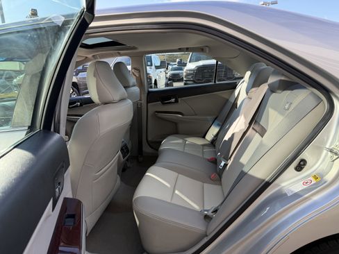 Used 2012 Toyota Camry XLE image 23