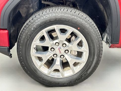 Used 2024 GMC Sierra 1500 Elevation AWD/4WD image 29
