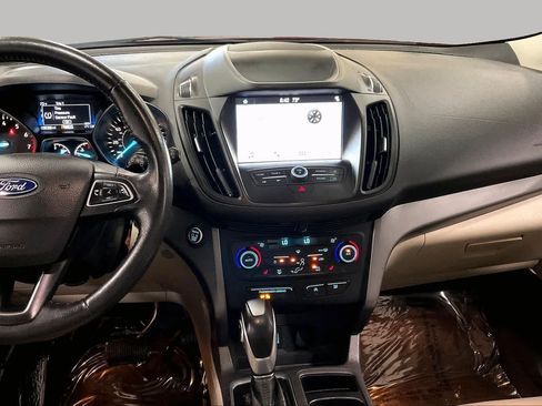 Used 2019 Ford Escape SEL AWD/4WD image 7