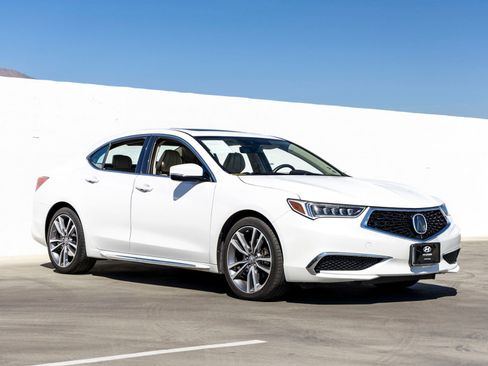 Used 2019 Acura TLX V6 w/ Technology Package image 2
