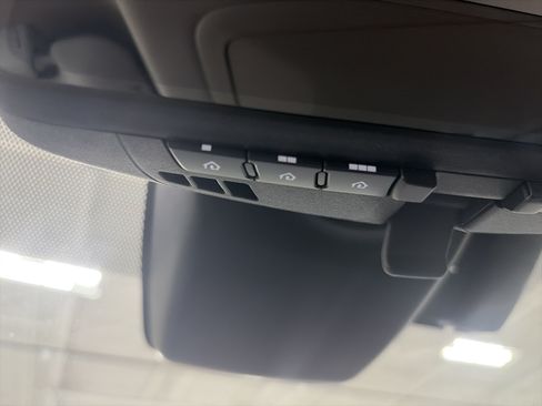 Used 2020 Toyota RAV4 Limited w/ Carpet Mat Package AWD/4WD image 22
