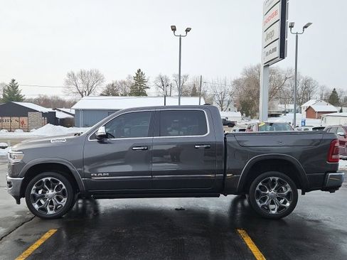 Used 2019 RAM 1500 Limited image 6