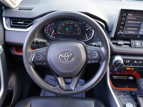 Used 2019 Toyota RAV4 Adventure AWD/4WD image 17