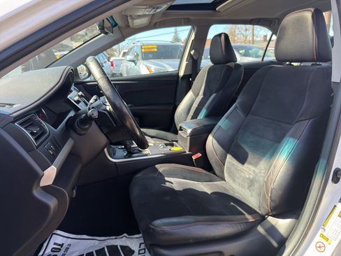 Used 2016 Toyota Camry XSE image 14