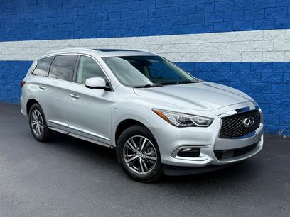 Used 2019 INFINITI QX60 Luxe w/ Essential Package